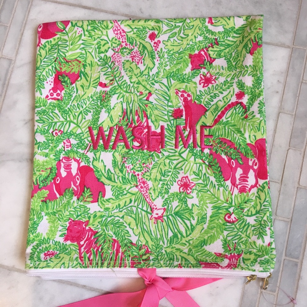 Lilly Pulitzer travel laundry bag